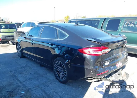 2020 Ford Fusion Titanium z USA, uszkodzony, nr VIN 3FA6P0D98LR174391